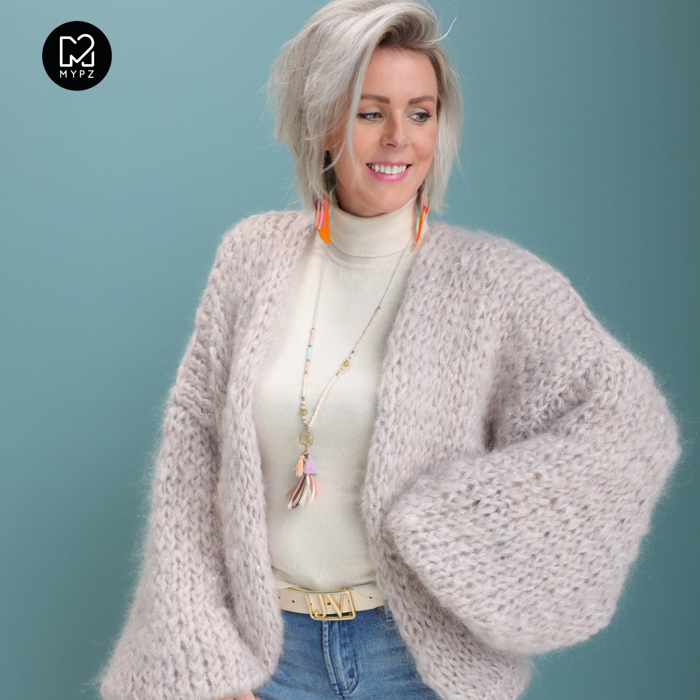Breipatroon – MYPZ short basic chunky cardigan Sparkling No15 (ENG-NL-DE)