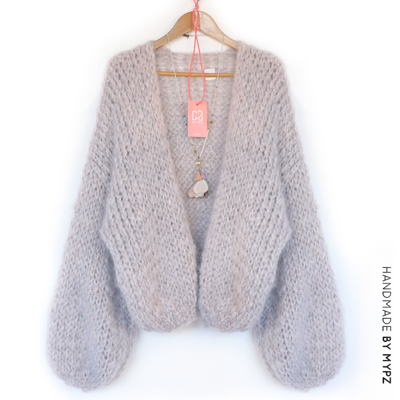 Breipatroon – MYPZ short basic chunky cardigan Sparkling No15 (ENG-NL-DE)