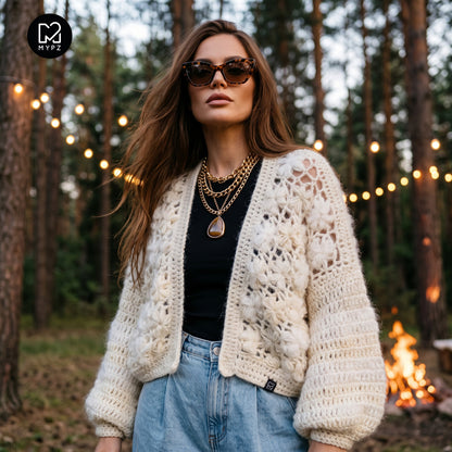 Haakpakket - MYPZ kort bombervest Wildflower Off White (ENG-DE-NL-ES-FR-IT-DA-SV-NO)