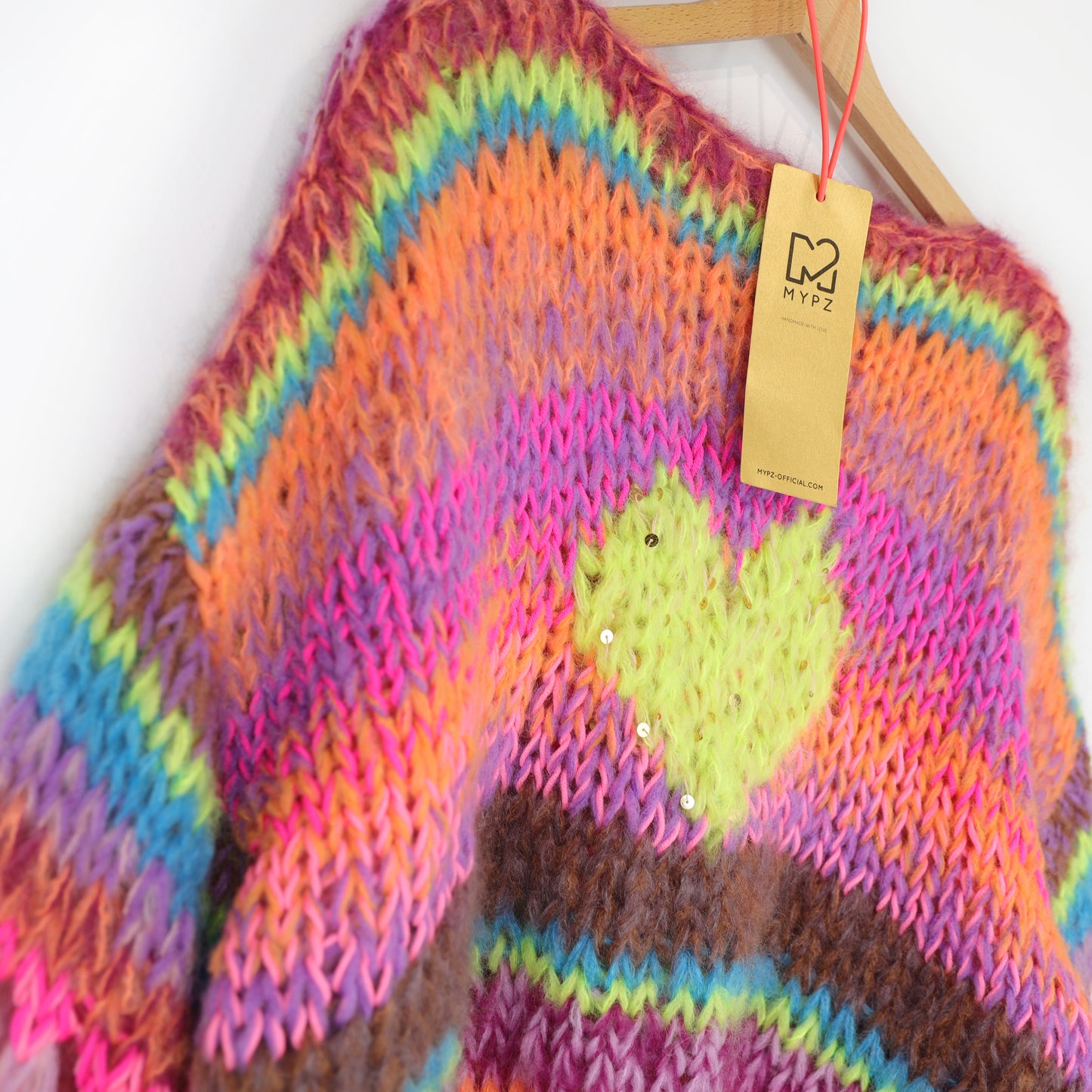 Knitting Kit – MYPZ Short Chunky Pullover Neon Hearts No15 (ENG-NL-DE)